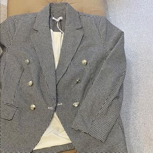 Chic Black and White Houndstooth Women's Blazer